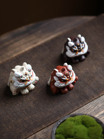 Gohobi Yixing Purple Clay Lion Dance Tea Pet – Handmade Guardian Ornament