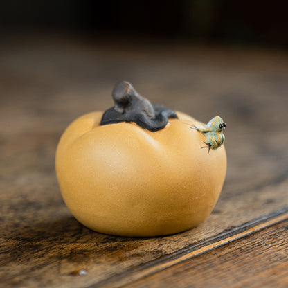 Gohobi Yixing Purple Clay Water-Spraying Stone Frog Tea Pet – Handmade Lotus Pod Ornament