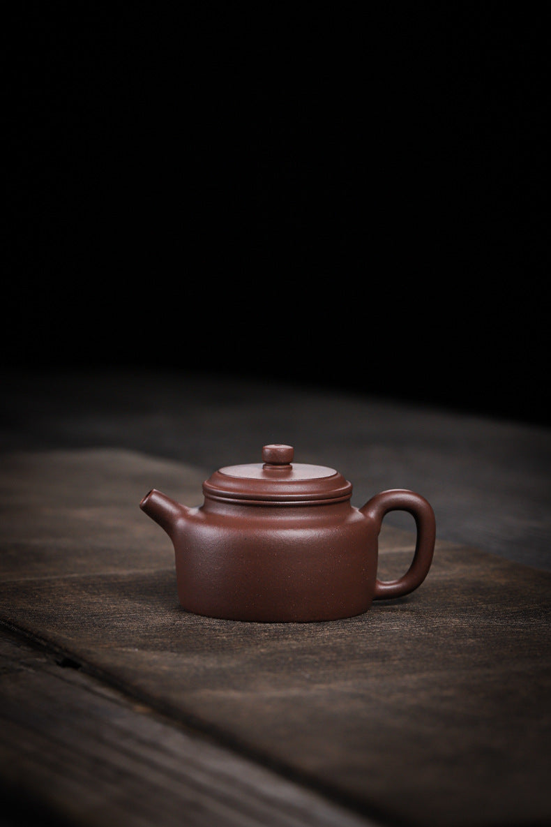 [Chingshui Tang 青水堂] Handmade Yixing Purple Zisha Clay Dezhong Teapot 150ml – Original Ore Teapot with Built-In Filter for Gongfu Tea and Home Brewing