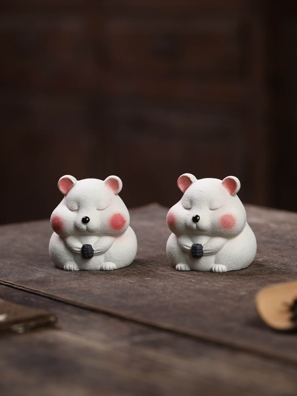 Gohobi Yixing Purple Clay Mouse Tea Pet – Handmade Lucky Ornament