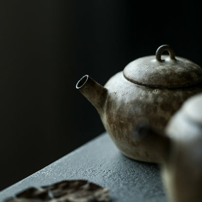 Gohobi Handmade Wood-fired White Paint Teapot