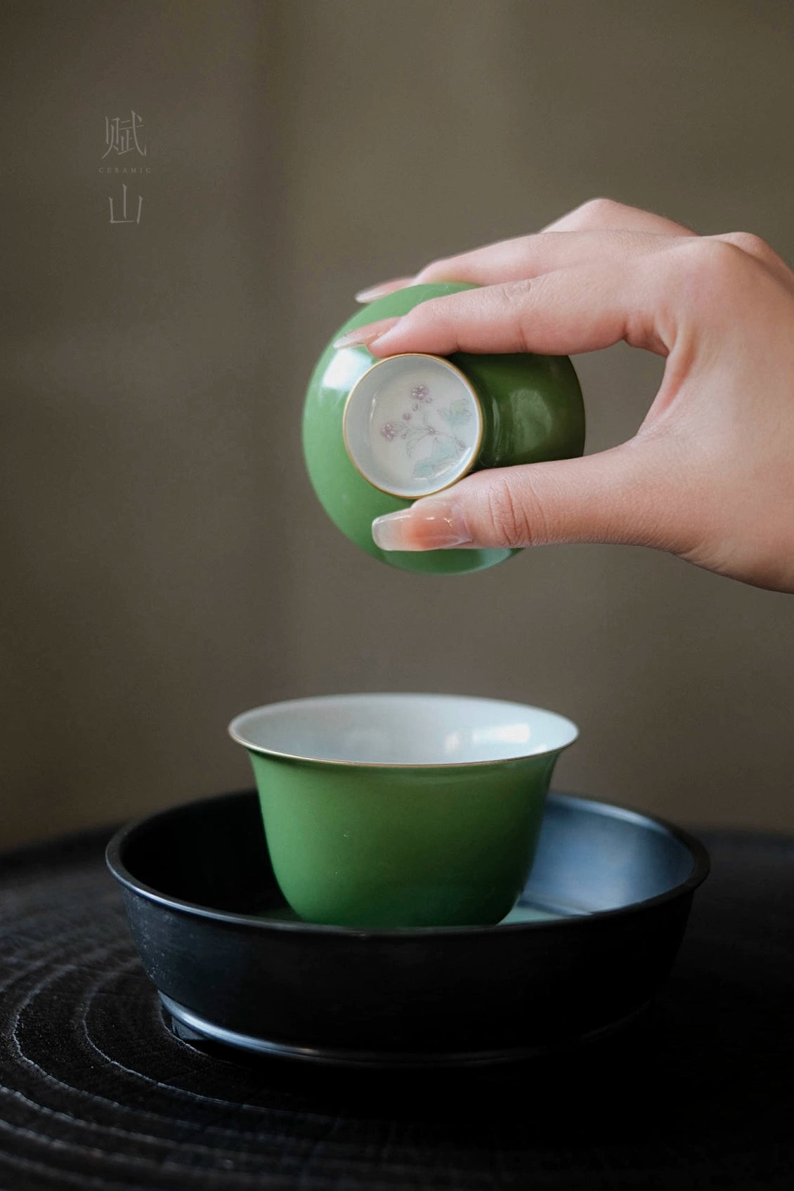 [賦山敘 x Gohobi] “Ink Bamboo & Crane” Kuikou Master Cup – Hand-Painted Jingdezhen Ceramic Tasting Cup