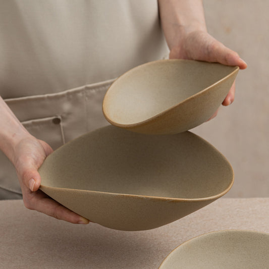 Gohobi Japanese Ceramic Irregular Salad Bowl