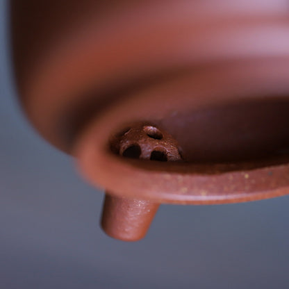 [Chingshui Tang 青水堂] Handmade Yixing Original Ore Sandy Purple Clay "Dezhong" Teapot – 150ml Zen-Inspired Home Brewing Teapot with Built-in Filter