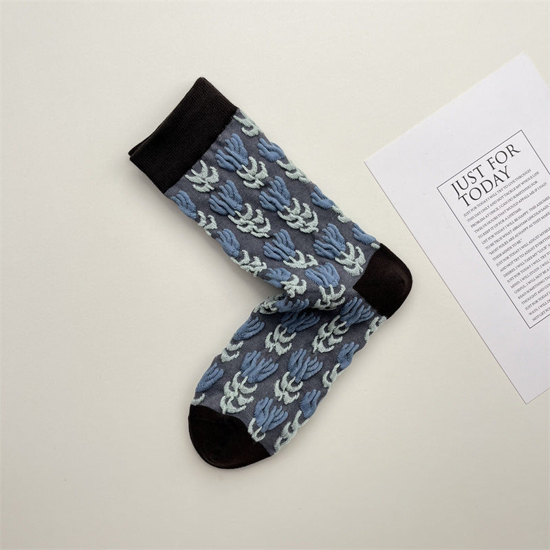Gohobi Japanese Embossed Flower Mid-Calf Socks