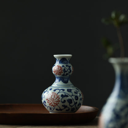 Gohobi Hand-painted Blue and White Porcelain Vase (Red Flowers)