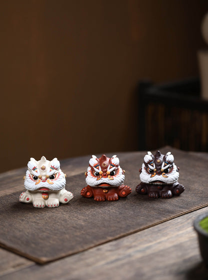 Gohobi Yixing Purple Clay Lion Dance Tea Pet – Handmade Guardian Ornament