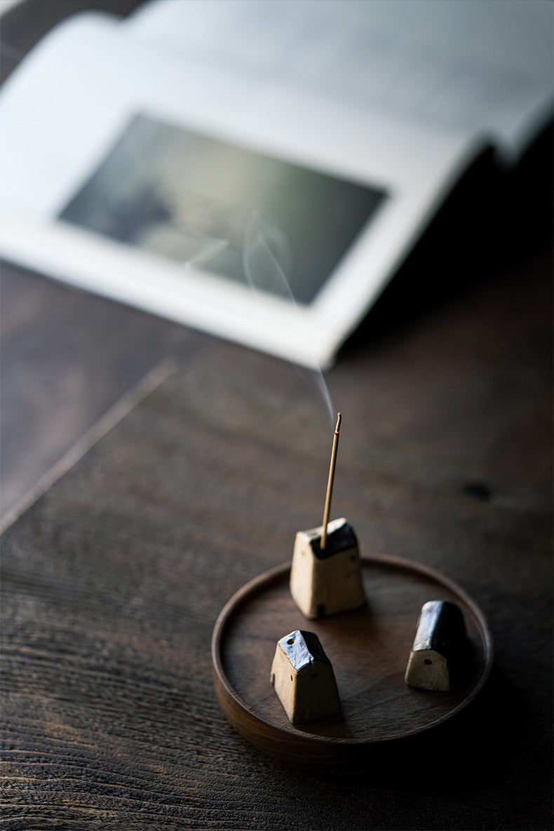 Gohobi Handmade Japanese Style Incense Holder – Zen Ceramic Incense Plug Tray