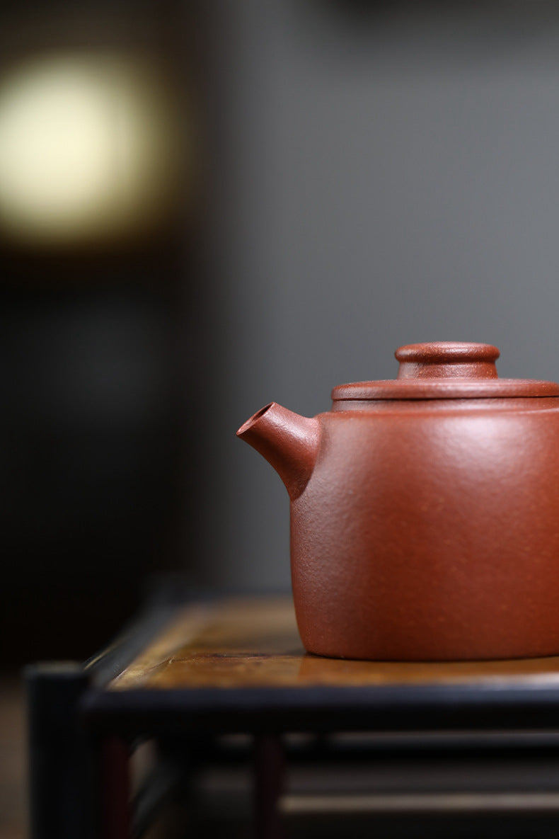 [Chingshui Tang 青水堂] Handmade Yixing Zisha Sandy Purple Clay Teapot – 100ml Handmade Jiangpo Clay Xiao Julun (Small Giant Wheel) Style Teapot, Thin-Walled Small Gongfu Teapot with Built-in Filter