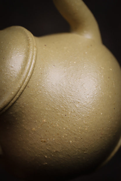 [Chingshui Tang 青水堂] Handmade Yixing Green Zisha Clay Si Ting Teapot – 130ml Original Ore Clay Gongfu Teapot with Built-in Filter