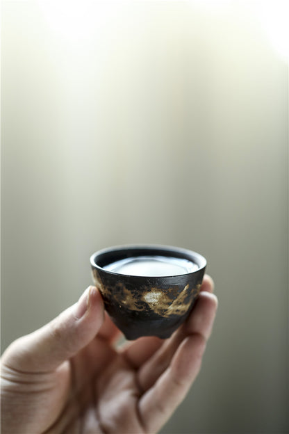 Gohobi Handmade Old Rock Mud Three-legged Ceramic Tea Cup