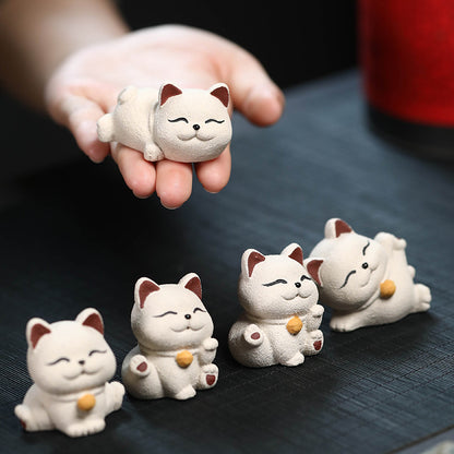 Gohobi Handmade Ceramic YiXing Clay Lucky Cat Ornament Tea pet