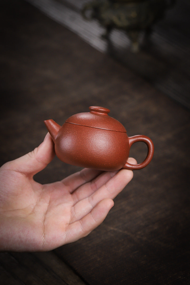 [Chingshui Tang 青水堂] Handmade Yixing Zisha Sandy Purple Clay Teapot – 90ml Handmade Original Ore Jiangpo Clay Bowl-Shaped Teapot, Thin Body with Built-in Filter, Gongfu Small Teaware