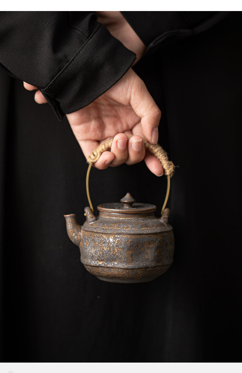 Gohobi Japanese Style Gilded Iron Glazed Teaopot