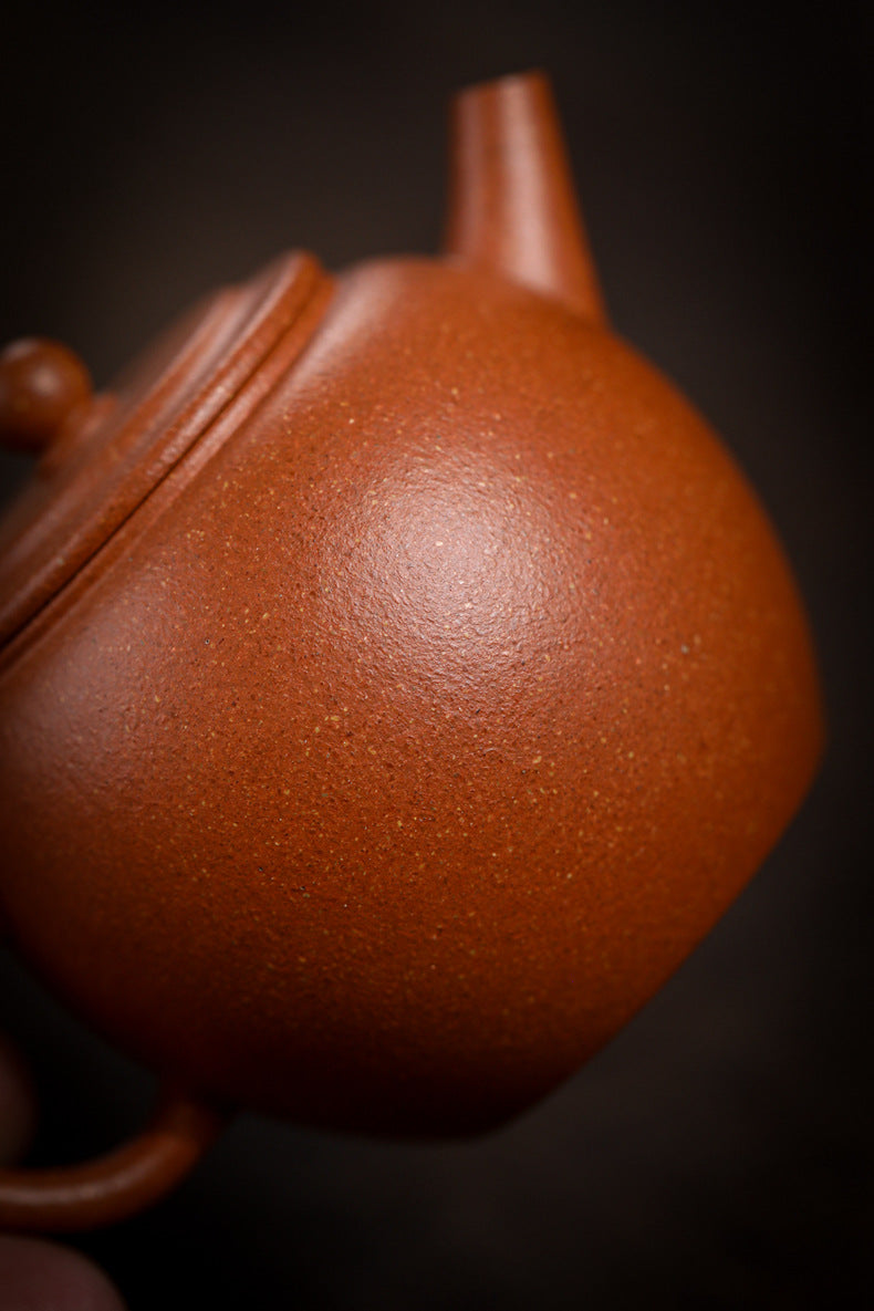 [Chingshui Tang 青水堂] Handmade Yixing Zisha Sandy Purple Clay Teapot – 120ml Original Ore Jin Jiangpo Clay, Handmade Thin Body with Built-in Filter, Da Bin Huai Yue Style Small Gongfu Teapot