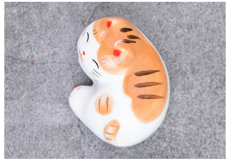 Gohobi Ceramic Lucky Cat Chopstick Rest