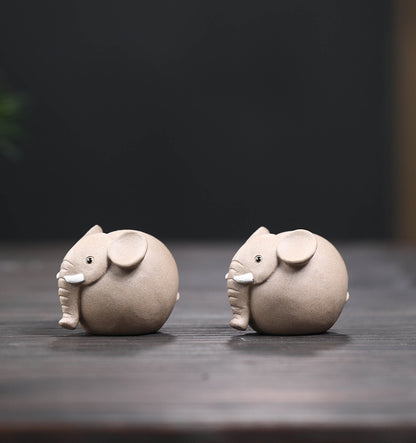 Gohobi Handmade Ceramic YiXing Clay Round Elephant Ornament Tea pet