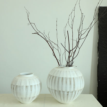 Gohobi Wabi-Sabi White Coarse Pottery Vase