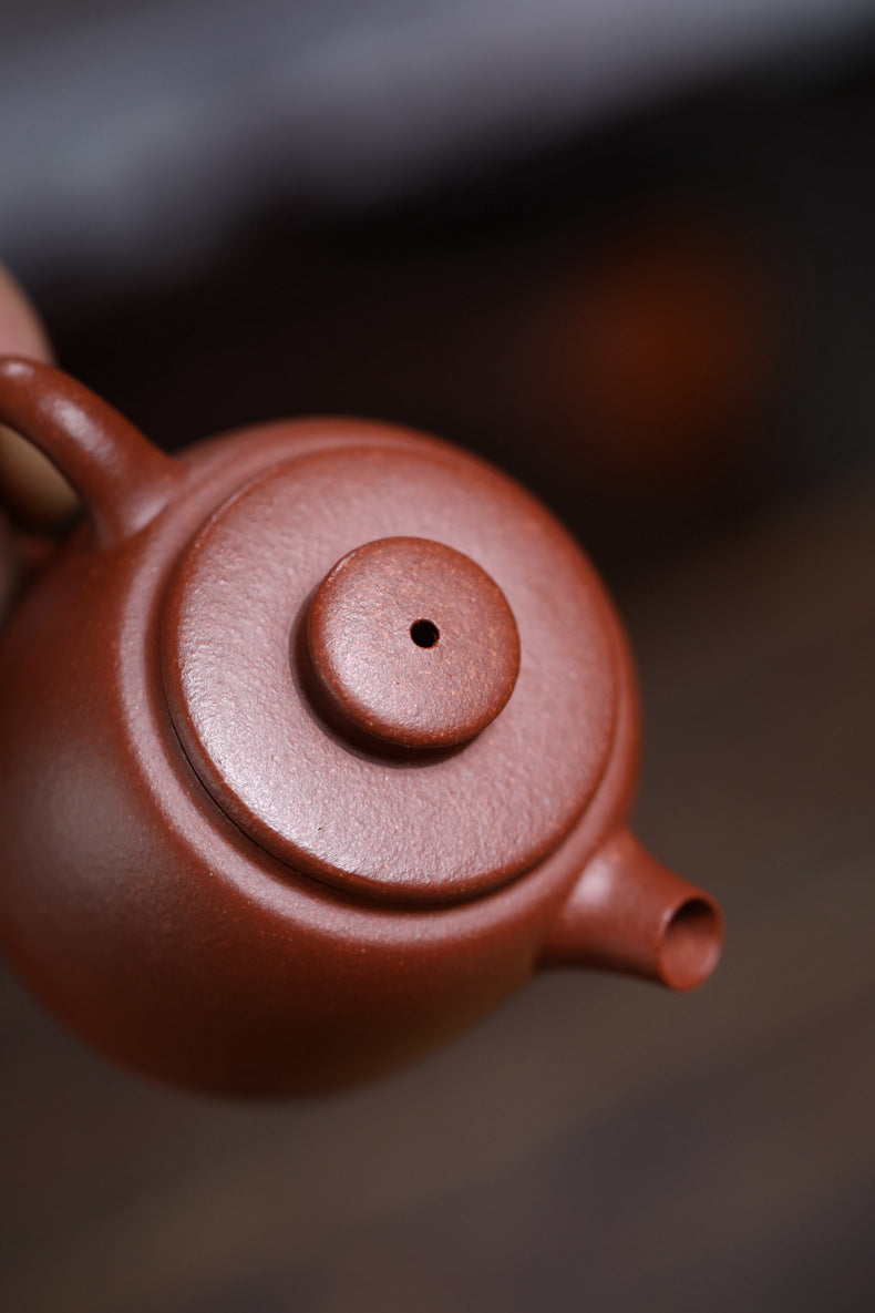 [Chingshui Tang 青水堂] Handmade Yixing Zisha Sandy Purple Clay Teapot – 100ml Handmade Jiangpo Clay Xiao Julun (Small Giant Wheel) Style Teapot, Thin-Walled Small Gongfu Teapot with Built-in Filter