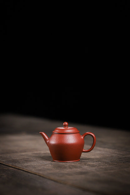 [Chingshui Tang 青水堂] Handemade Yixing Red Zisha Clay Teapot – 100ml Original Ore Zhuni, Traditional Weng-Style, Thin Body, Built-in Filter, Handmade Gongfu Teapot