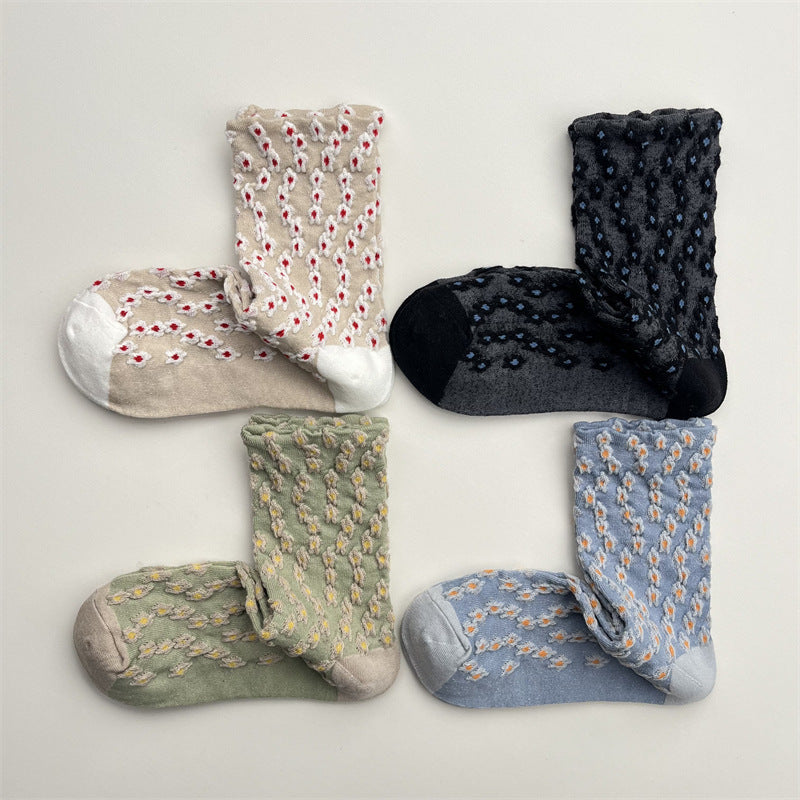 Gohobi Japanese Retro Embossed Floral Mid-Calf Socks