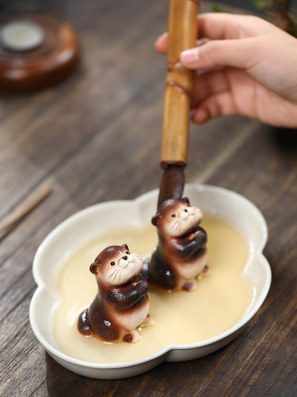 Gohobi Handmade Ceramic YiXing Clay Otter Ornament Tea pet