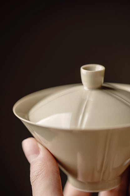 Gohobi Handmade Green and Beidge Gaiwan