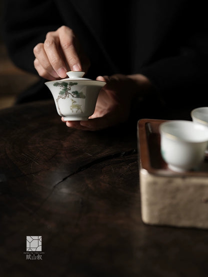 [賦山敘 x Gohobi] Gaiwan en pin et cerf peint à la main – Bol à thé Gongfu en céramique de style antique pour l'infusion du thé de roche