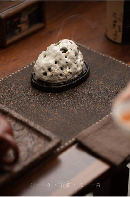 Gohobi Reclining Clouds Incense Burner