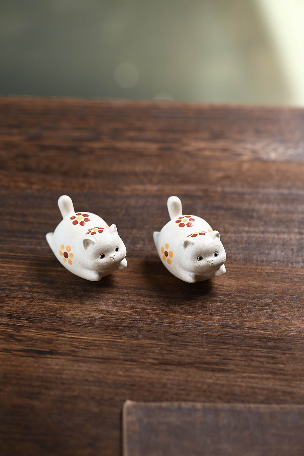 Gohobi Yixing Purple Clay Flower Cat Tea Pet – Handmade Lucky Cat Ornament