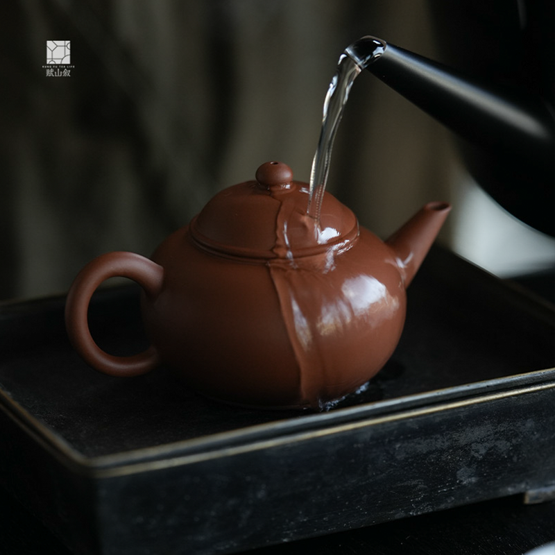 [賦山敘 x Gohobi] Original Ore Zhuni “Xiaoshui Ping” Red Zisha Clay Teapot – Handmade Chaozhou-Style Gongfu Yixing Teapot