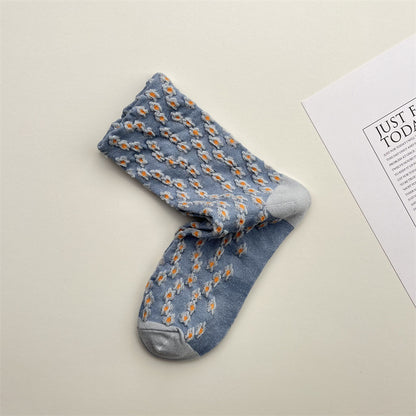Gohobi Japanese Retro Embossed Floral Mid-Calf Socks