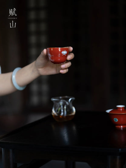 [賦山敘 x Gohobi] “Crimson Childhood” Gaiwan – Handcrafted Jingdezhen Ceramic Tea Bowl with Heat-Resistant Design