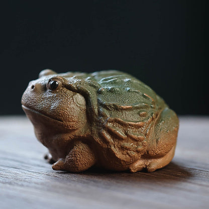 Gohobi Handmade Ceramic YiXing Clay Toad Ornament Tea pet