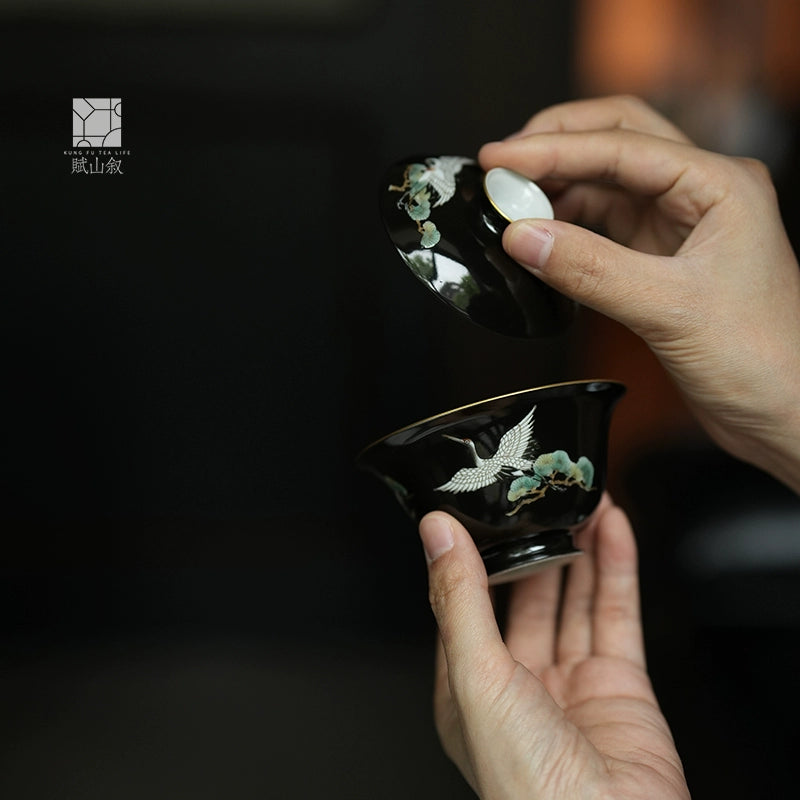 [賦山敘 x Gohobi] "Dai Mo Pine & Crane" Hand-Painted Pastel Gaiwan – Heat-Resistant Ceramic Gongfu Tea Bowl
