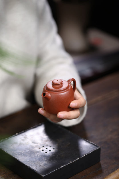 [Chingshui Tang 青水堂] Handmade Yixing Zisha Sandy Purple Clay Teapot – 100ml Handmade Jiangpo Clay Xiao Julun (Small Giant Wheel) Style Teapot, Thin-Walled Small Gongfu Teapot with Built-in Filter
