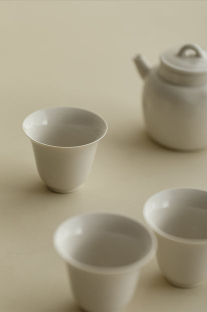 Gohobi Wood Ash Glaze Master Cup – Handmade Traditional Gongfu Tea Tasting Cup