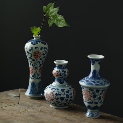 Gohobi Hand-painted Blue and White Porcelain Vase (Red Flowers)