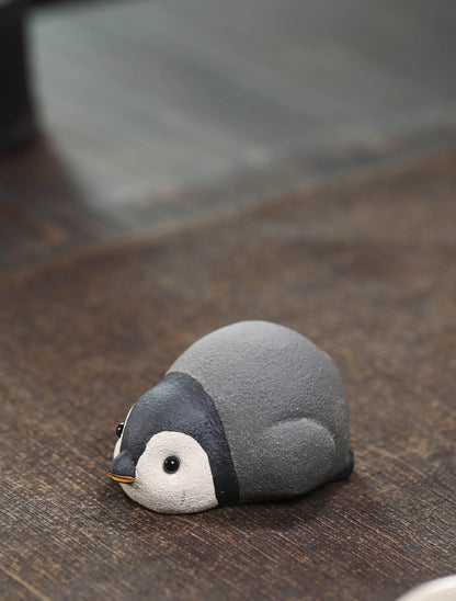 Gohobi Handmade Ceramic YiXing Clay Penguin and Seal Ornament Tea pet