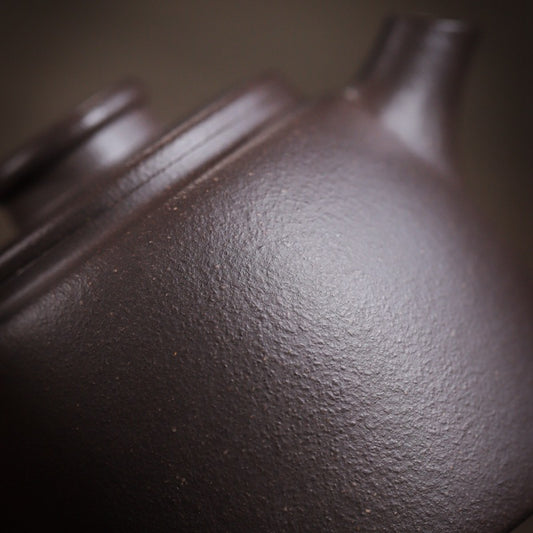 [Chingshui Tang 青水堂] Handmade Yixing Purple Zisha Clay Teapot  – 100ml Original Ore Sky Blue Clay Xiao Julun (Small Giant Wheel) Style, Thin-Walled Gongfu Teapot with Built-in Filter