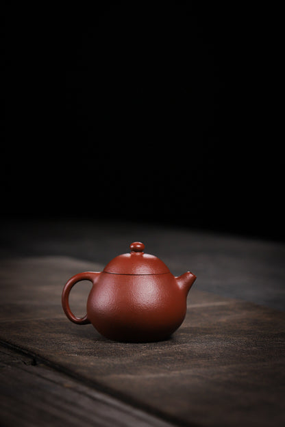[Chingshui Tang 青水堂] Handmade Yixing Red Zisha Clay Teapot – 150ml Handmade Original Ore Raw Zhuni Clay Wen Dan Style Teapot with Built-in Filter, Small Gongfu Purple Clay Teaware