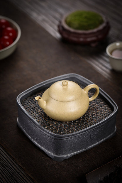 [Chingshui Tang 青水堂] Handmade Yixing Green Zisha Clay Junde Teapot – 110ml “Ben Lü” Clay Gongfu Teapot with Inner Push Hole, Thin-Walled Design for Chaozhou Brewing