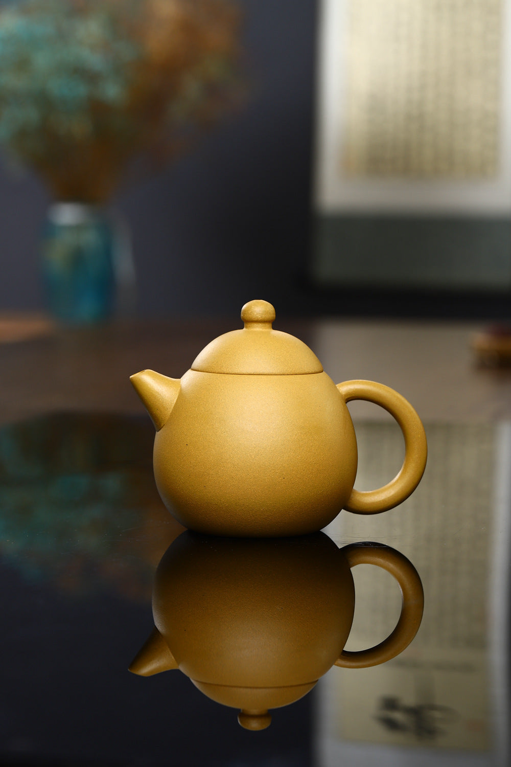 Théière en argile dorée de Yixing Gohobi en forme d'œuf de dragon