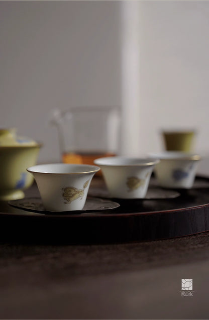 [賦山敘 x Gohobi] Hand-Painted “Playful Guardian Lion” Teacup Set – Set of 3 Gilded New Chinese Style Bell-Shaped Cups