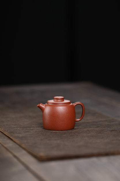 [Chingshui Tang 青水堂] Handmade Yixing Zisha Sandy Purple Clay Teapot – 100ml Handmade Jiangpo Clay Xiao Julun (Small Giant Wheel) Style Teapot, Thin-Walled Small Gongfu Teapot with Built-in Filter