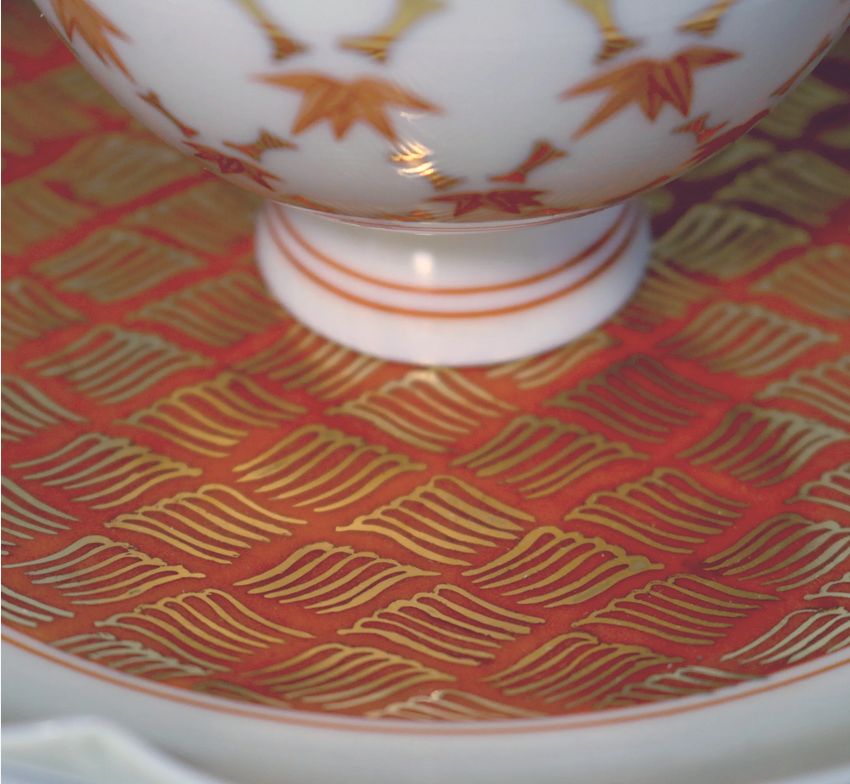 [清和堂 x Gohobi Gallery] Hand-painted Golden Waves Tea Coffee Saucer Plate