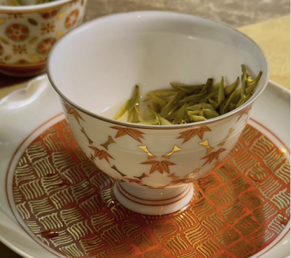 [清和堂 x Gohobi Gallery] Hand-painted Golden Waves Tea Coffee Saucer Plate