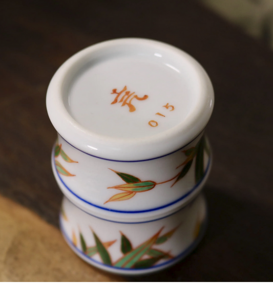 [清和堂 x Gohobi Gallery] Hand-painted Bamboo Leaf Pattern Lid Rest