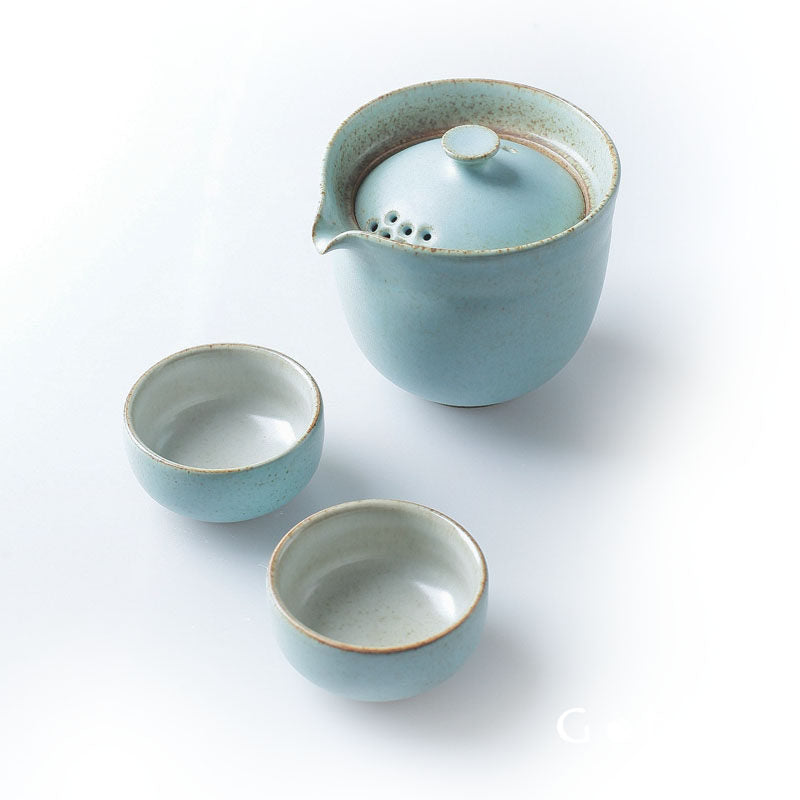 Gohobi Jingdezhen Ceramic Travel Gongfu Tea Set – One Pot Two Cups Portable Teapot Teacup Set