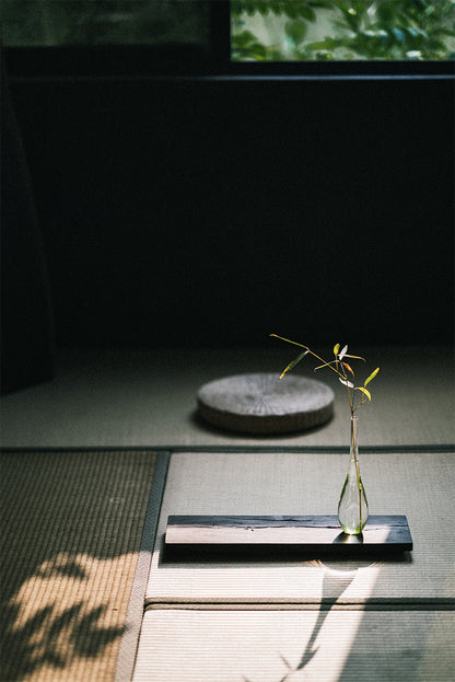 Plateau de service en bois de santal noir de style japonais Gohobi Wabi-Sabi 011